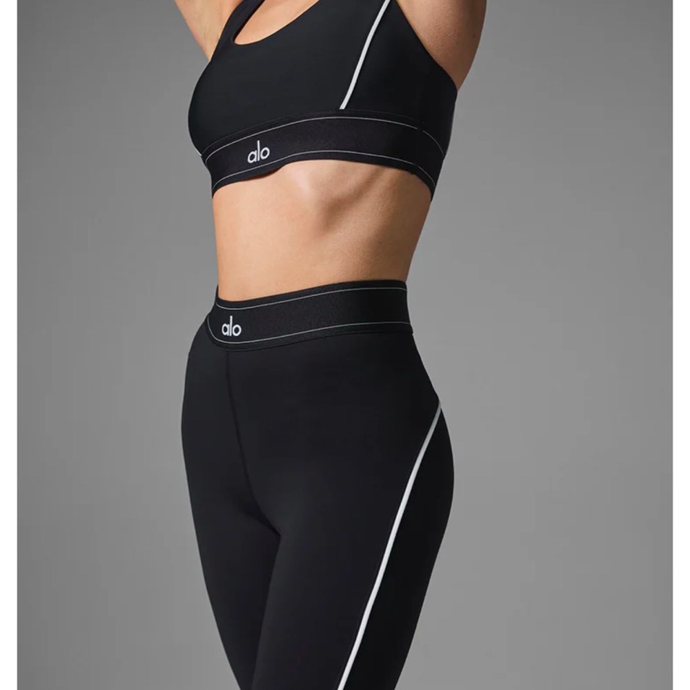 ALO Yoga Black Suit Up  Leggings